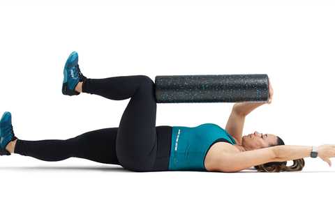 How to Use a Foam Roller to Build Strength