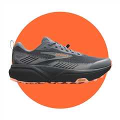 21 Trail Gear Upgrades Our Editors Love For Cold, Wet & Muddy Runs